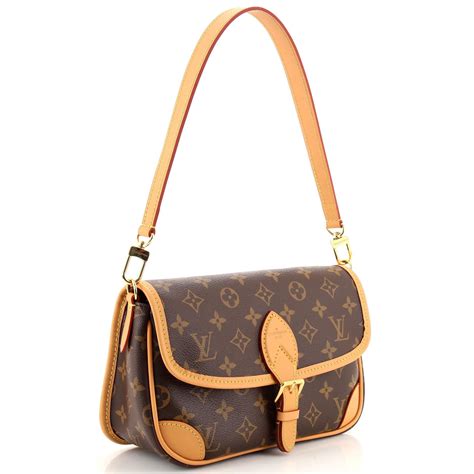 louis vuitton pochette originali|Louis Vuitton diane bag.